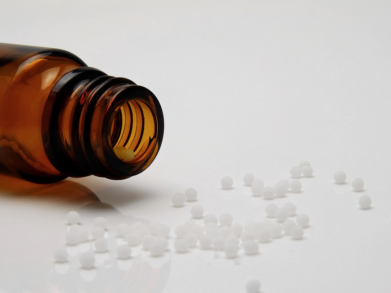 entdecken sie die grundlagen der homöopathie, ihre prinzipien und anwendungsmöglichkeiten zur natürlichen gesundheitsförderung.