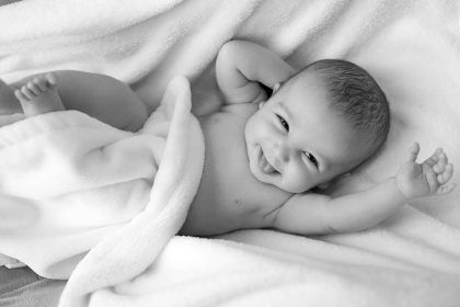 entdecken sie unsere umfangreiche auswahl an hochwertiger babynahrung, die speziell entwickelt wurde, um den nährstoffbedarf ihres kindes zu decken. von frisch zubereiteten pürees bis hin zu nährstoffreichen snacks bieten wir gesunde und schmackhafte optionen für die ernährung ihres babys.
