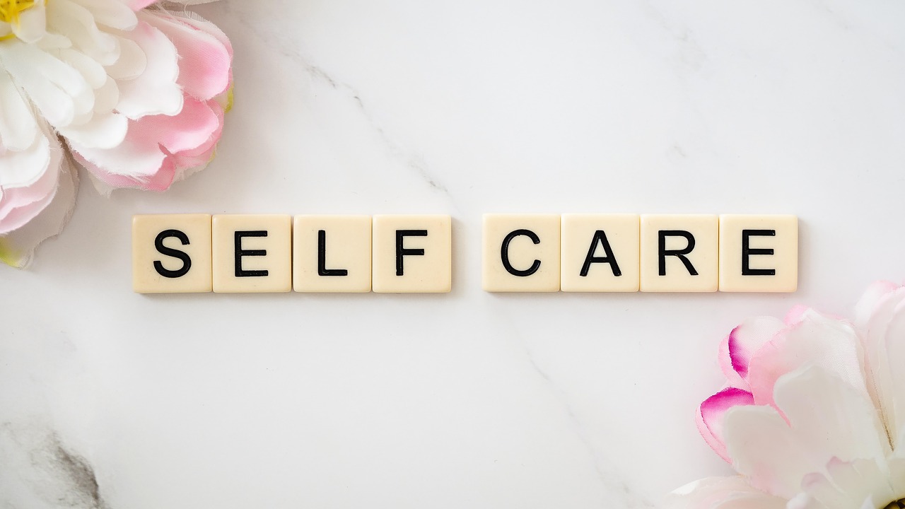 entdecken sie die besten selbstpflege-tipps und -techniken, um ihr wohlbefinden zu fördern und stress abzubauen. erleben sie, wie selbstfürsorge ihre lebensqualität steigern kann.